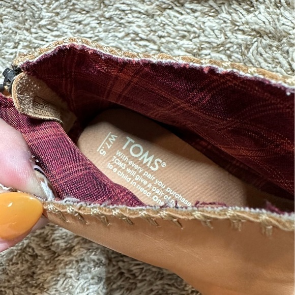 Toms Leila Tassel Zip Ankle Bootie In Sandstorm Tan - Picture 3 of 9